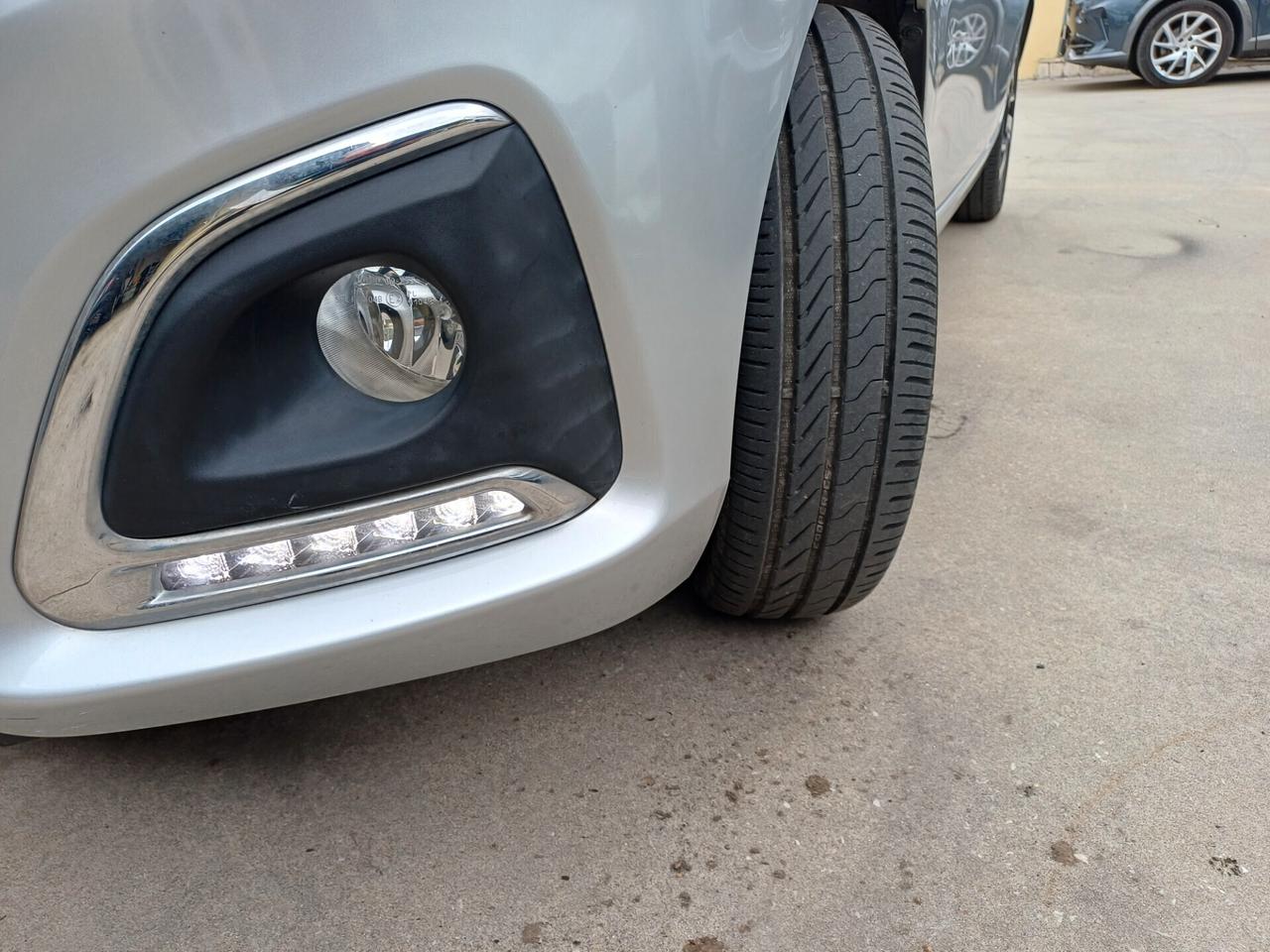 Peugeot 108 VTi 68 5 porte Allure