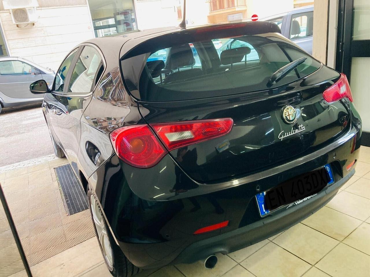 Alfa Romeo Giulietta 1.6 JTDm -X NEOPATENTATI-2012