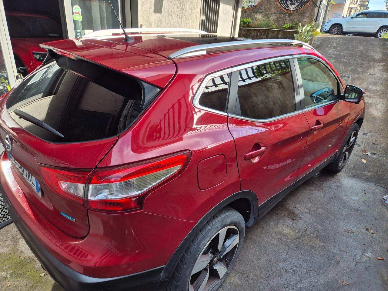 Nissan Qashqai 1.5 dCi N-Connecta