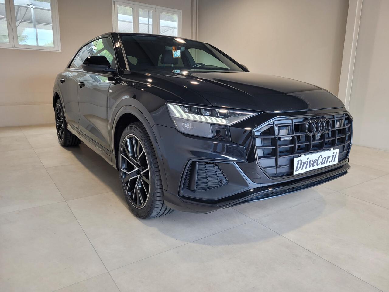 Audi Q8 50 TDI QUATTRO S LINE AIR SUSPENSION MATRIX C 22"