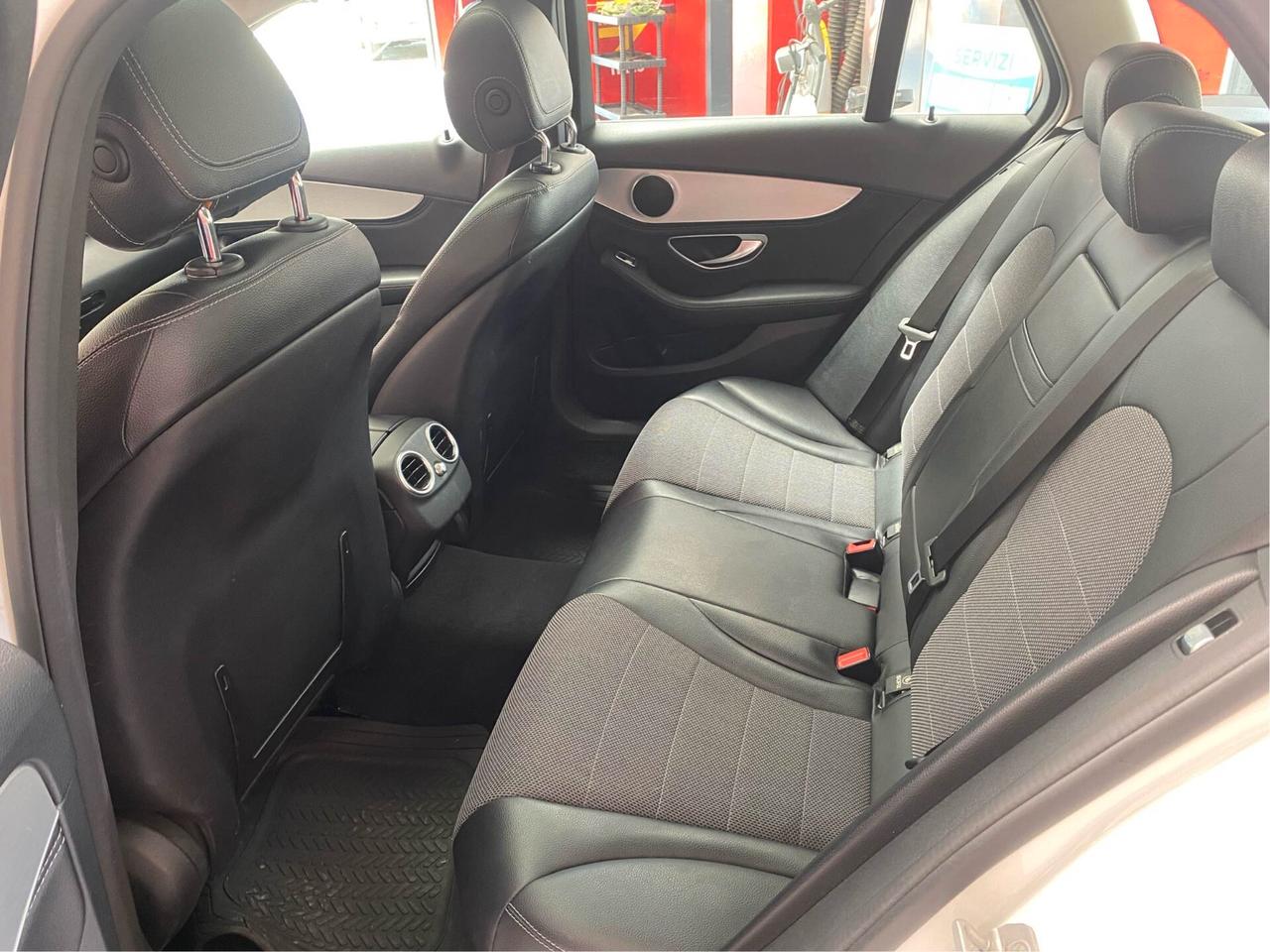 Mercedes-benz C 250 C 250 BlueTEC S.W. 4Matic Automatic Business