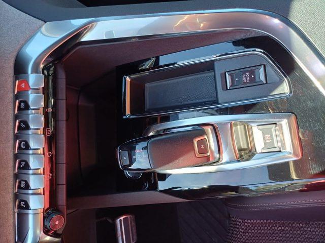 PEUGEOT 3008 1500 BLUEHDI GT 130 CV EAT8 TETTO NAVI CAM ITALIA