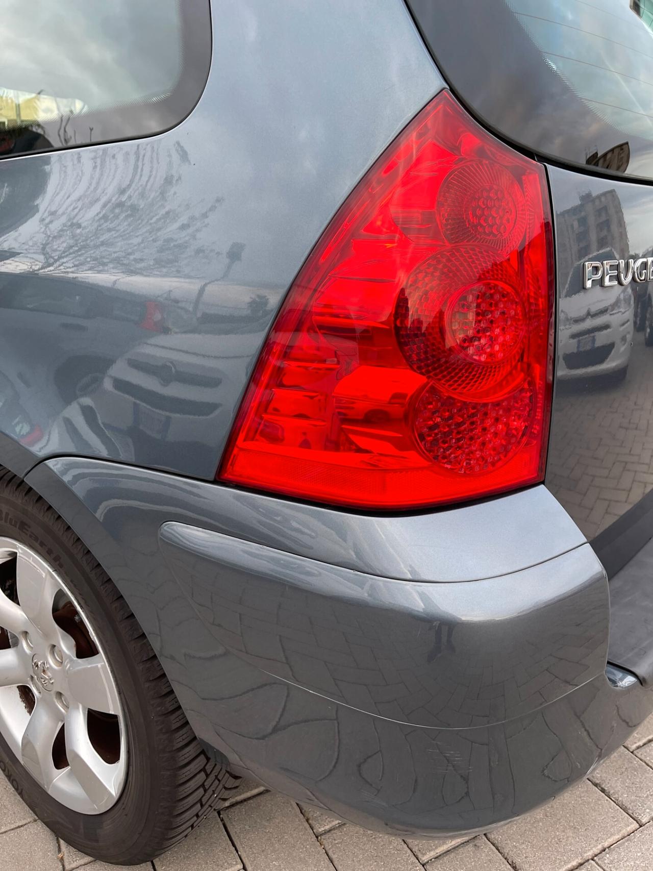 Peugeot 307 1.6 HDi 110CV 5p
