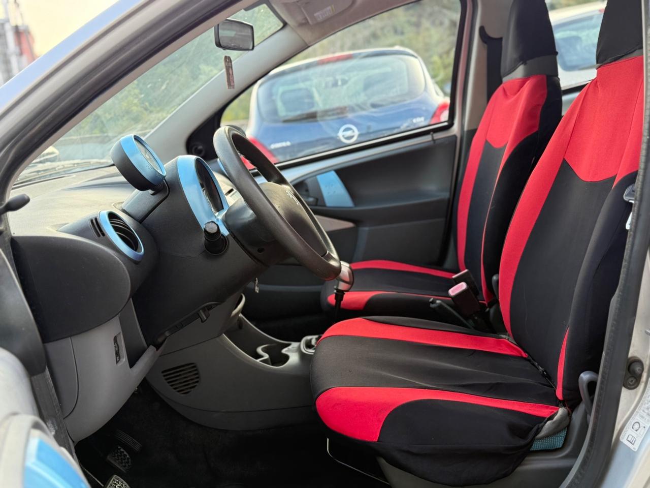 Peugeot 107 1.0benz PRONTA IN CONSEGNA