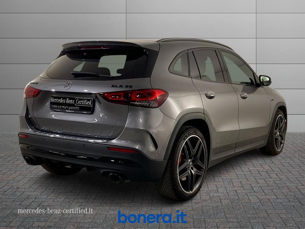 Mercedes GLA 35 AMG 4Matic Speedshift DCT AMG 8G