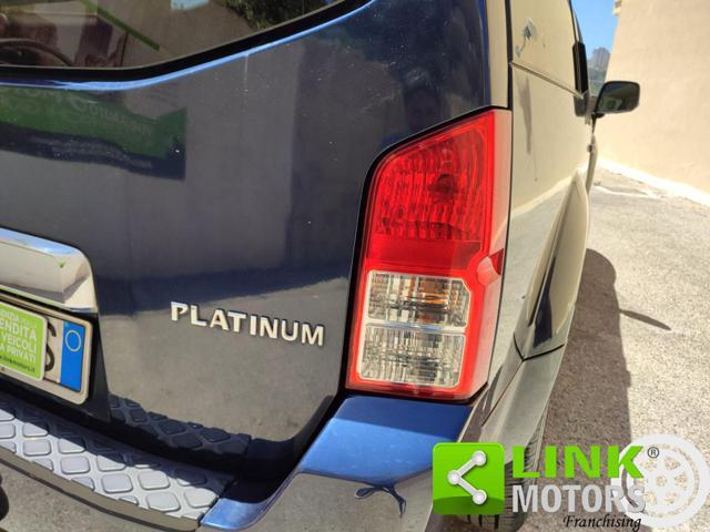 NISSAN Pathfinder 2.5 dCi LE Platinum