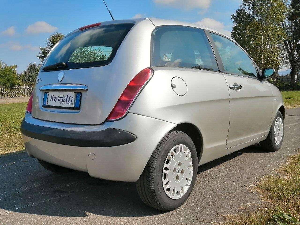 Lancia Ypsilon 1.2 Gold GPL