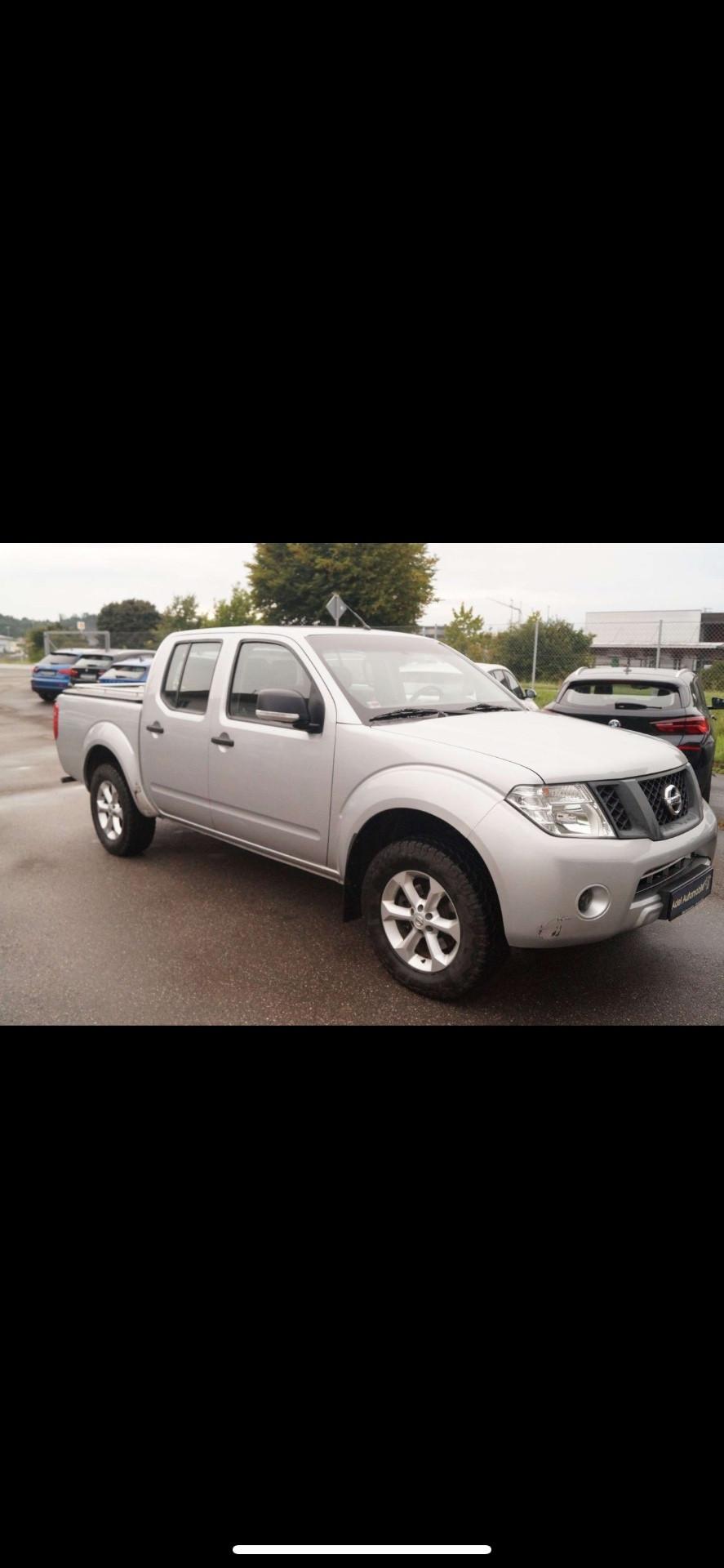 Nissan Navara 2.5 dCi 4 porte Double Cab Sport
