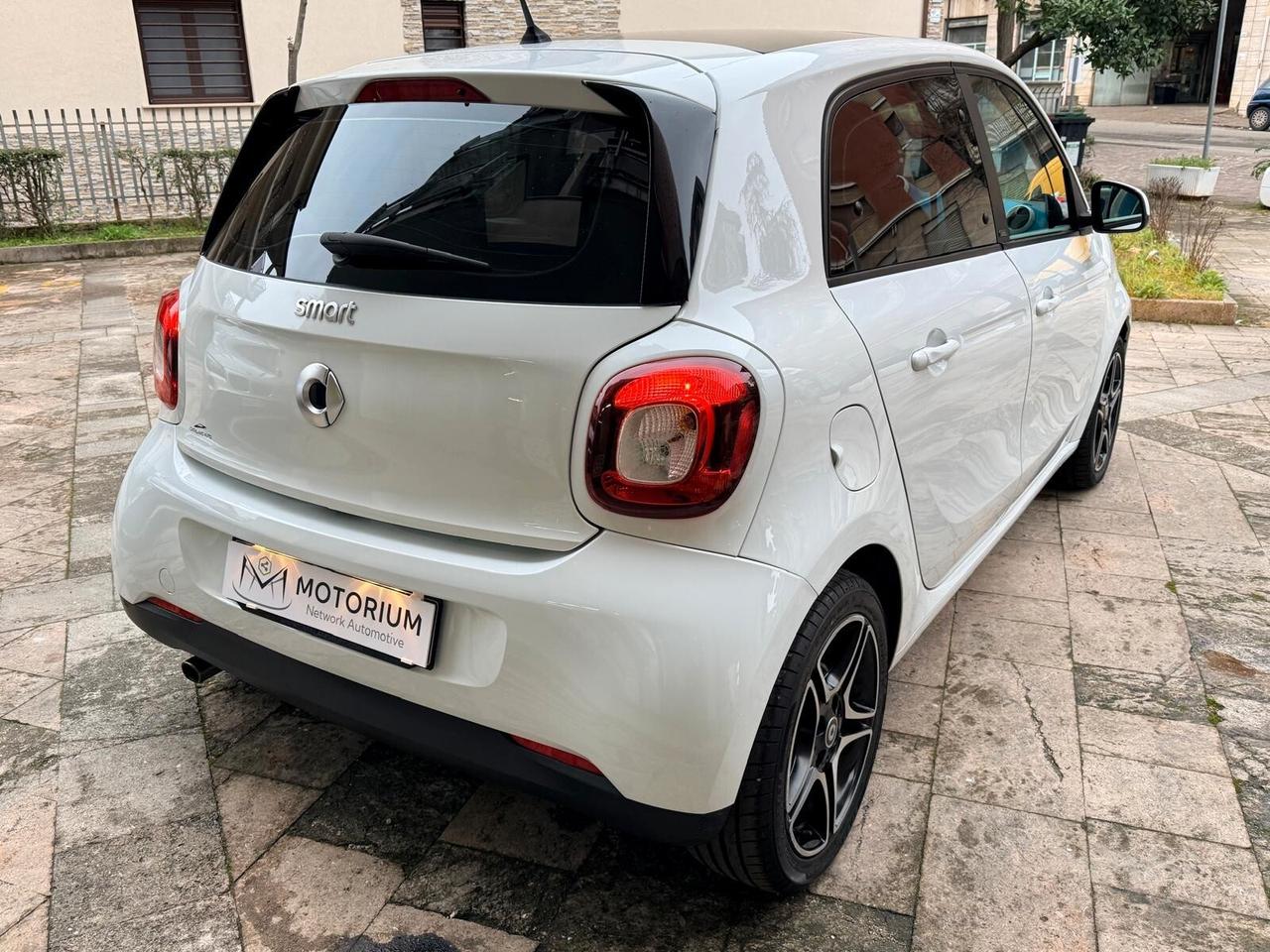 Smart ForFour 70 1.0 Proxy Manuale 09/2015