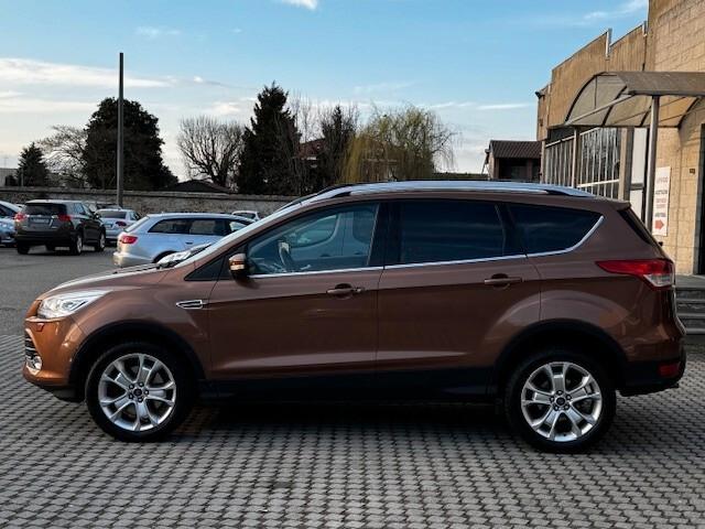 Ford Kuga 2.0 TDCI 140 CV 4WD Powershift Titanium