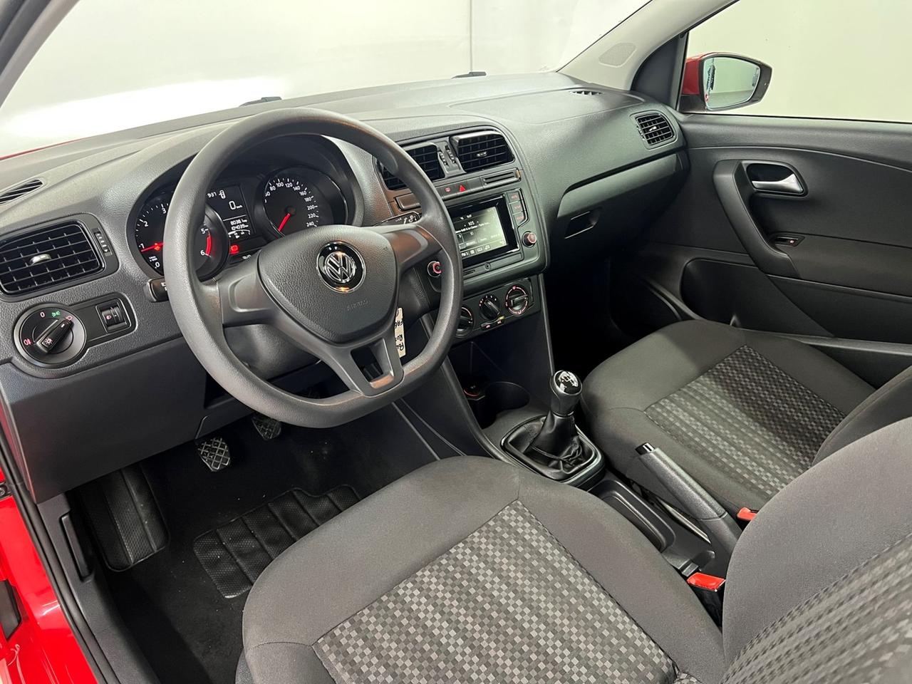 VOLKSWAGEN Polo V 2014 Polo 3p 1.4 tdi Trendline 75cv