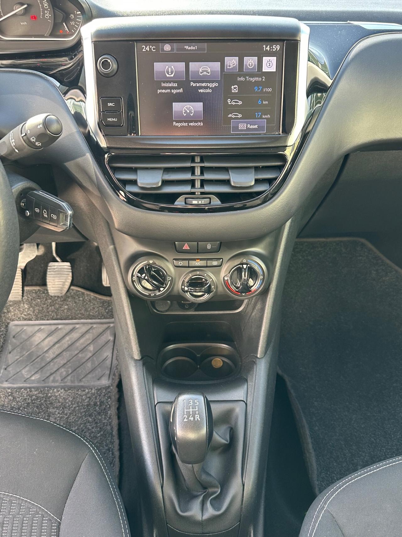 Peugeot 208 PureTech 82 5 porte Touch