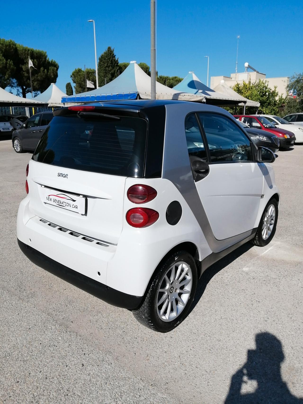 Smart ForTwo 1000 62 kW coupé passion
