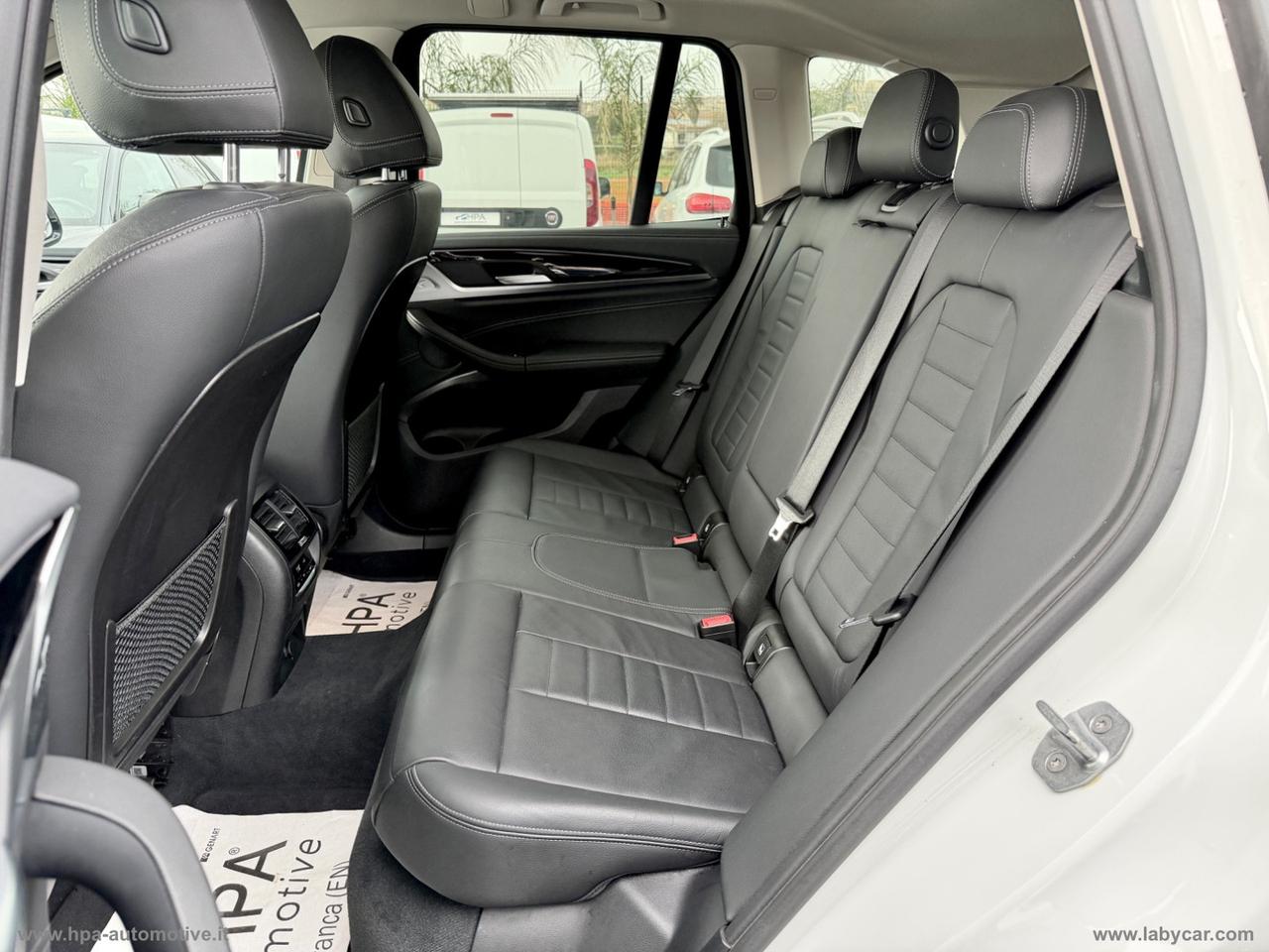 BMW X3 xDrive20d Luxury NAVI PELLE LED CERCHI 19