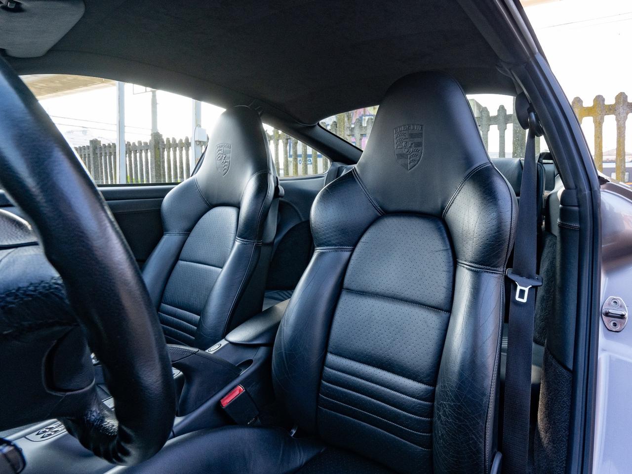 Porsche 911 996 Carrera 4 cat Coupé