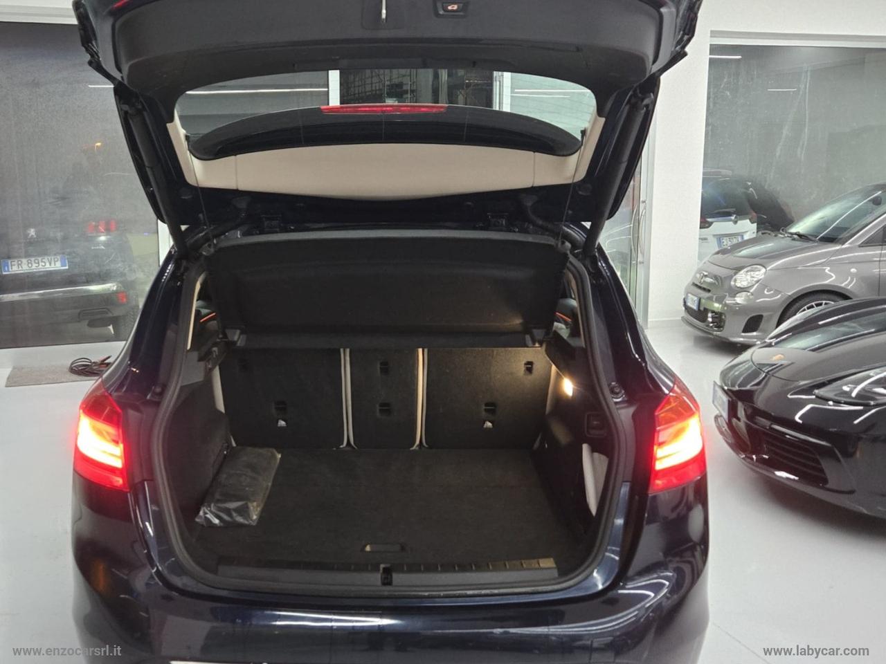 BMW 218d xDrive Active Tourer Luxury FULLL LED