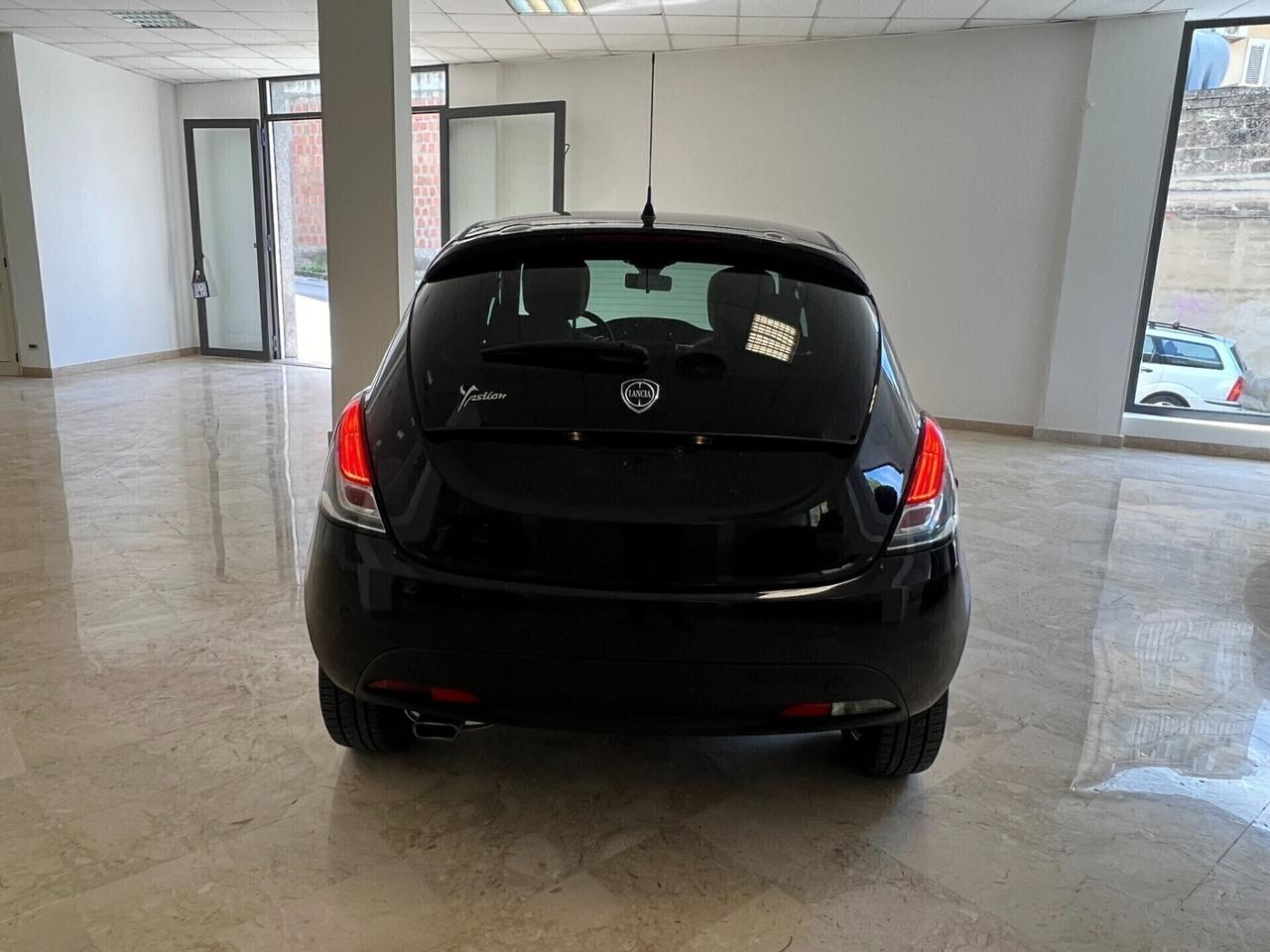 Lancia Ypsilon 1.3 MJT 16V 95 CV 5 porte S&S Gold