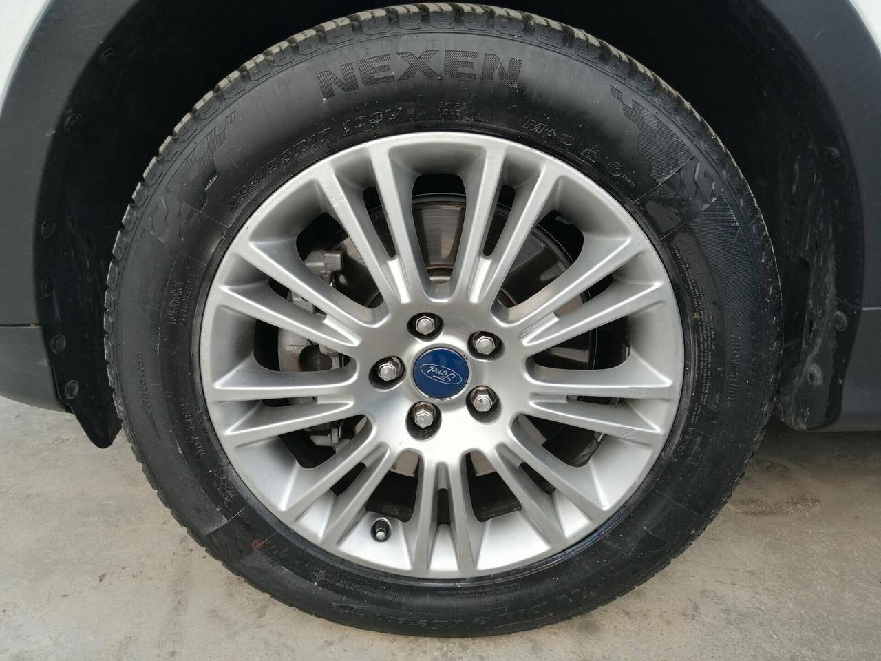 Ford Kuga 2.0 TDCI 140 CV 4WD Titanium