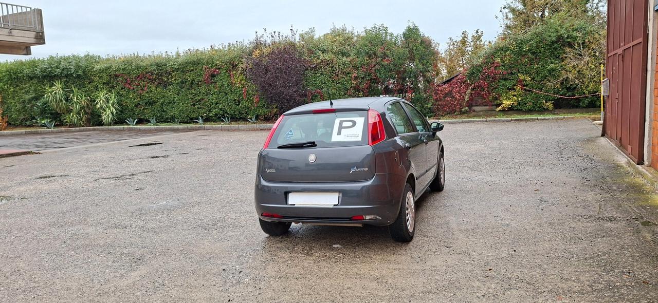 GRANDE PUNTO 1.4 5 PORTE IDEALE X NEOPATENTATI