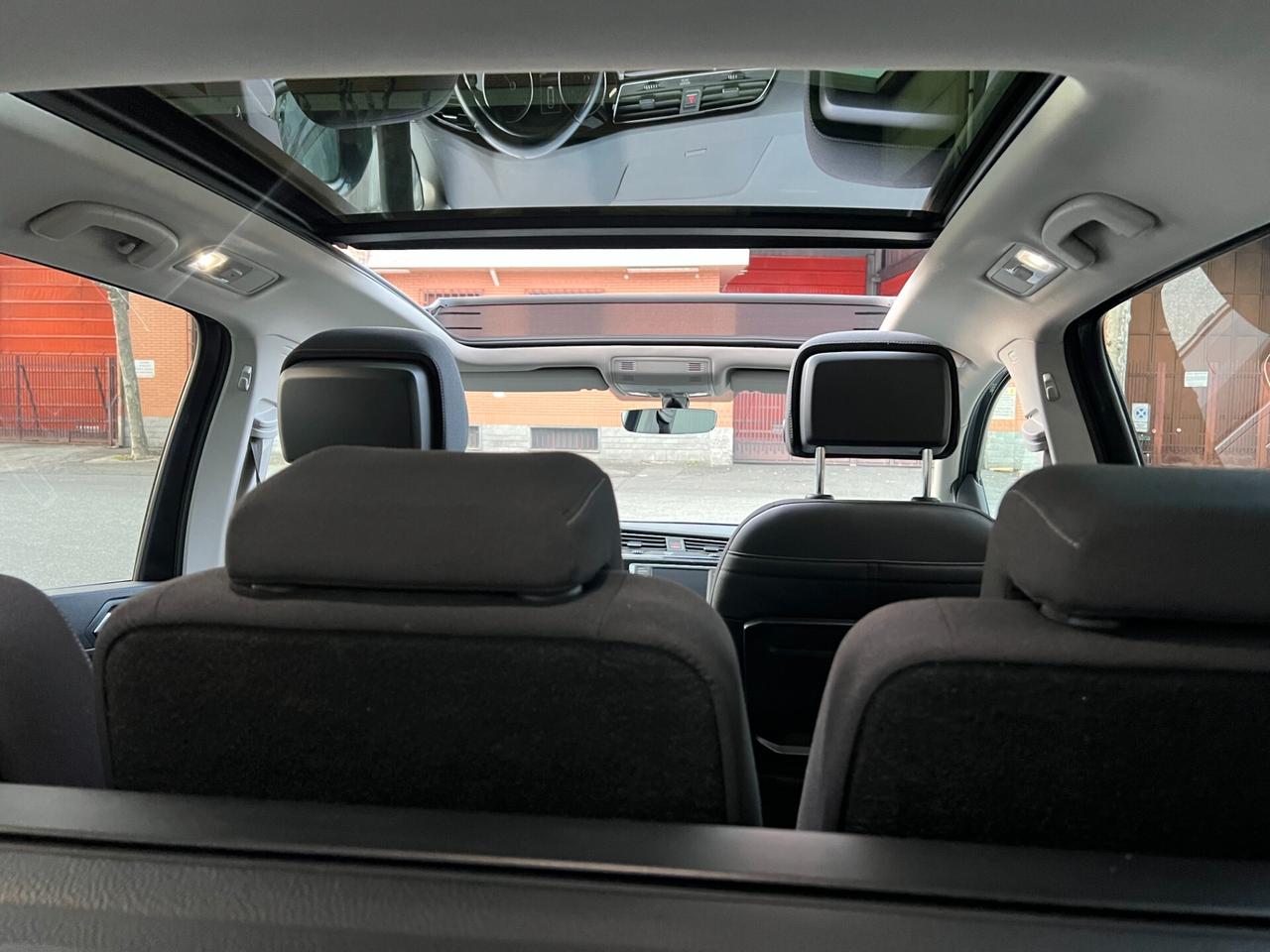 Volkswagen Touran 1.6 TDI 115 CV SCR DSG Highline BlueMotion Tech.