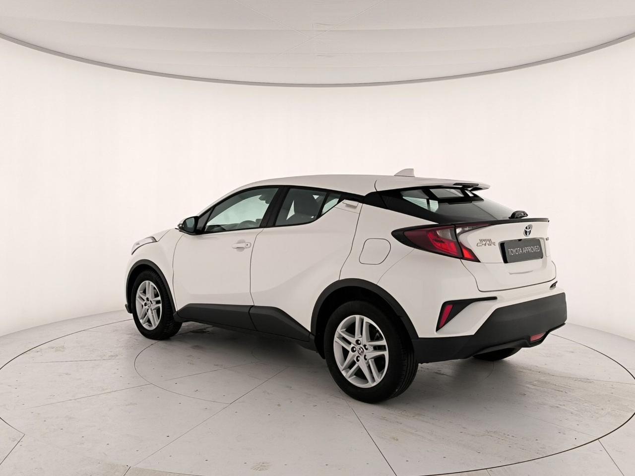 Toyota C-HR 1.8 hev active fwd e-cvt
