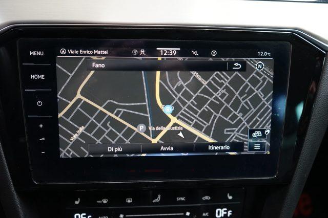 VOLKSWAGEN Passat Variant 2.0 TDI SCR EVO DSG Executive Certificata