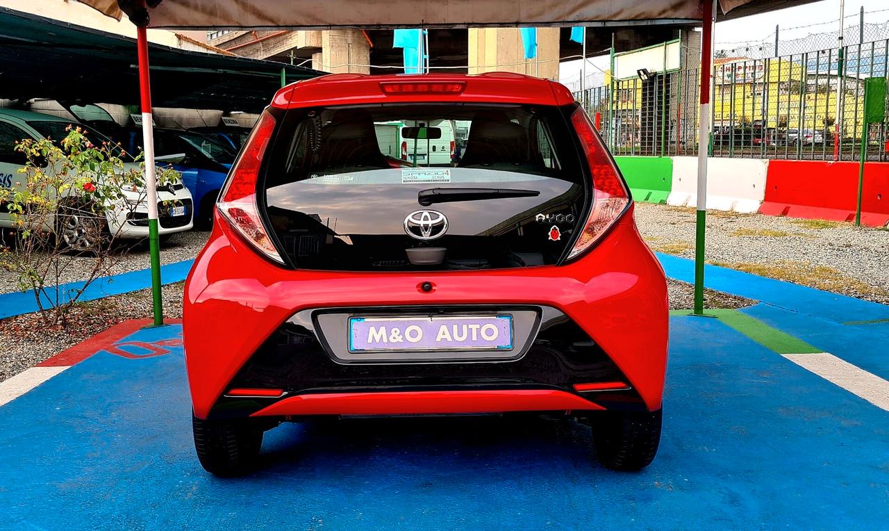 TOYOTA AYGO 1.0 BENZINA KM 76 MILA OK NEOPATENTATI