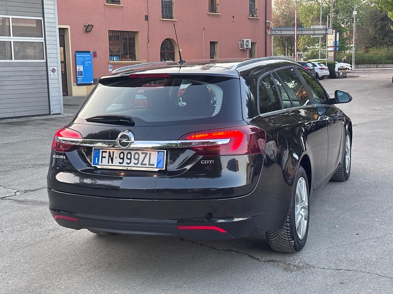 Opel Insignia 1.6 CDTI Start&Stop Sports Tourer Cosmo