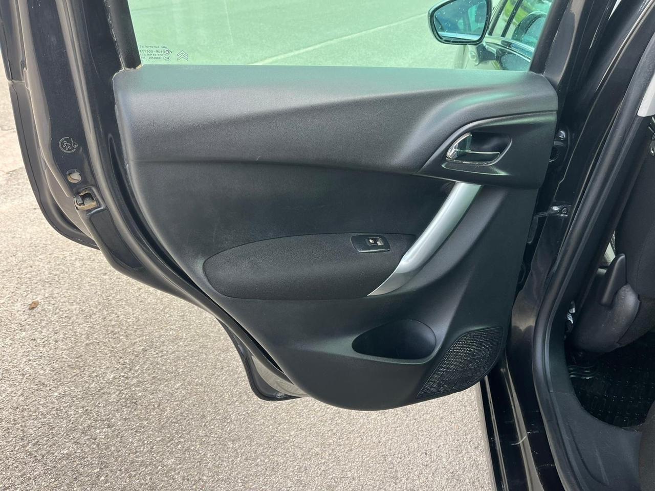 Citroen C3 1.4 Exclusive Style GPL 117000 km