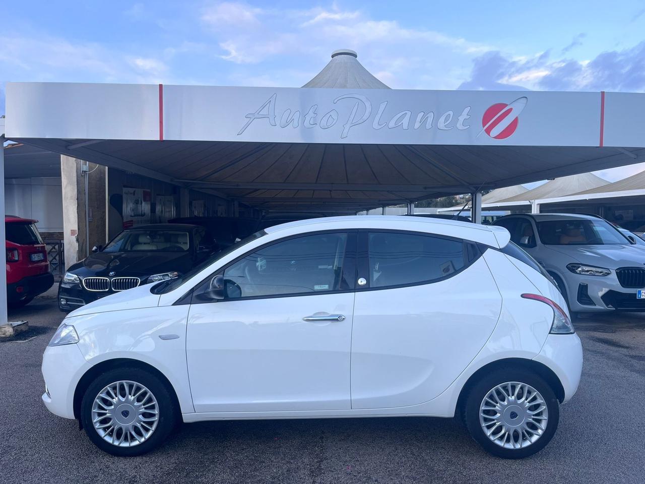 Lancia Ypsilon 1.2 69 CV 5 porte GPL Ecochic Gold