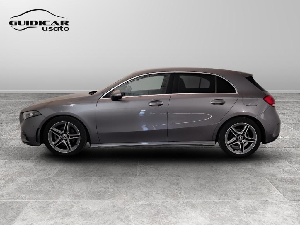 Mercedes-Benz Classe A - W177 2018 - A 200 d Premium Night edition auto