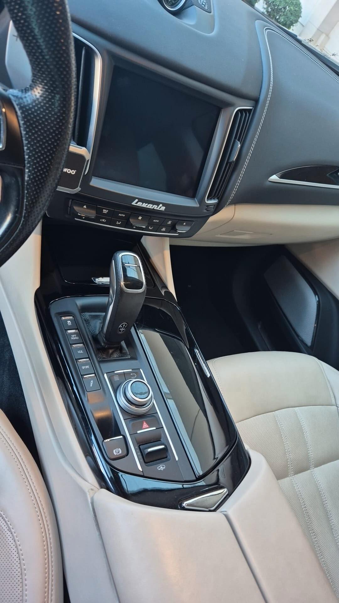 Maserati Levante V6 AWD Granlusso
