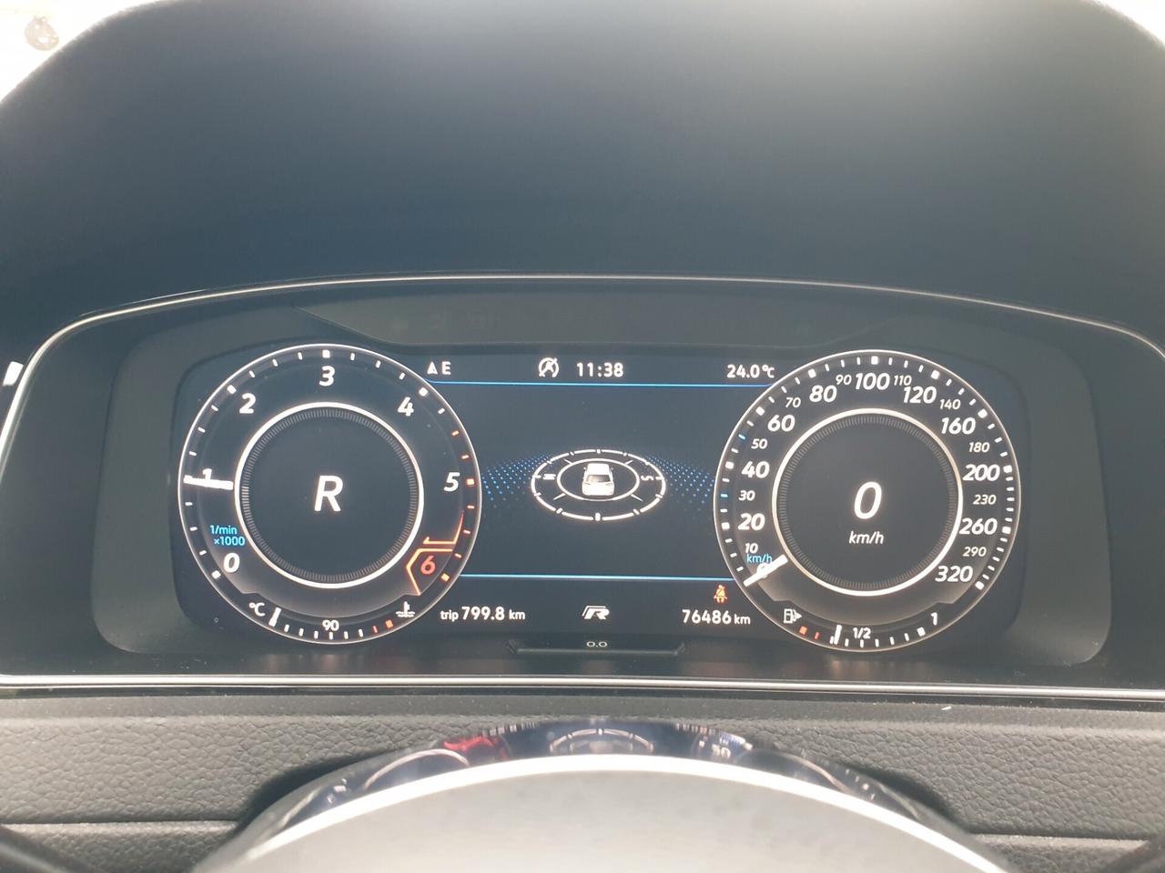 Volkswagen Golf 2.0 TDI DSG 5p. R LINE