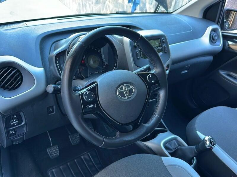 Toyota Aygo Aygo 1.0 VVT-i 69 CV 5 porte x-wave