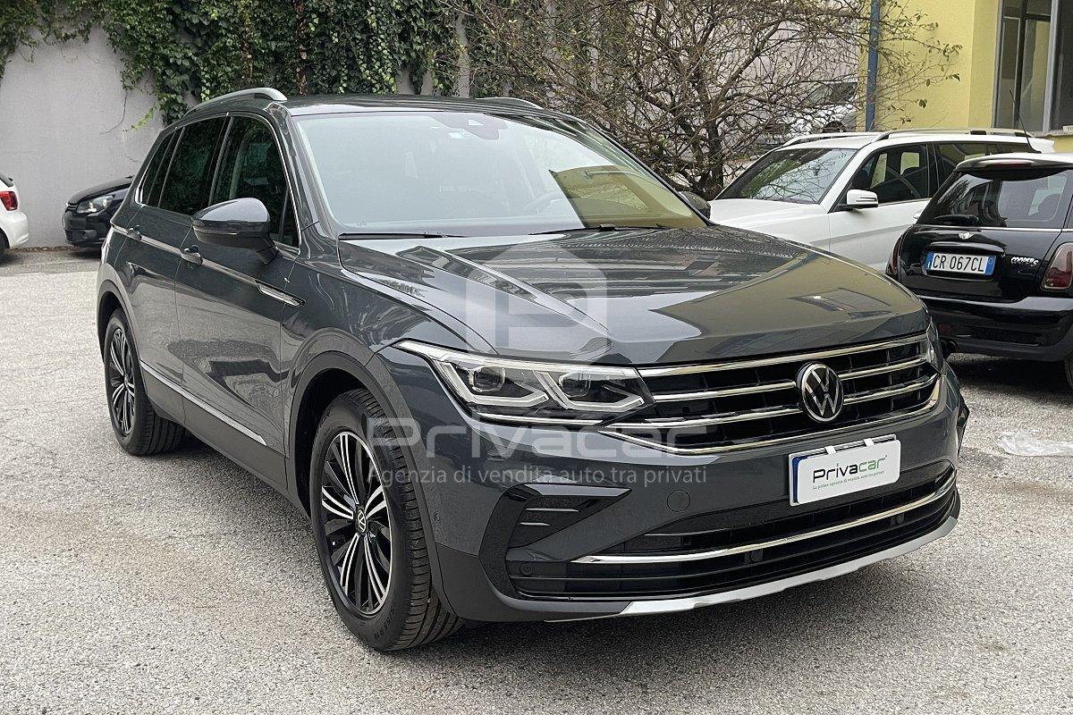 VOLKSWAGEN Tiguan 2.0 TDI 150 CV SCR DSG R-Line