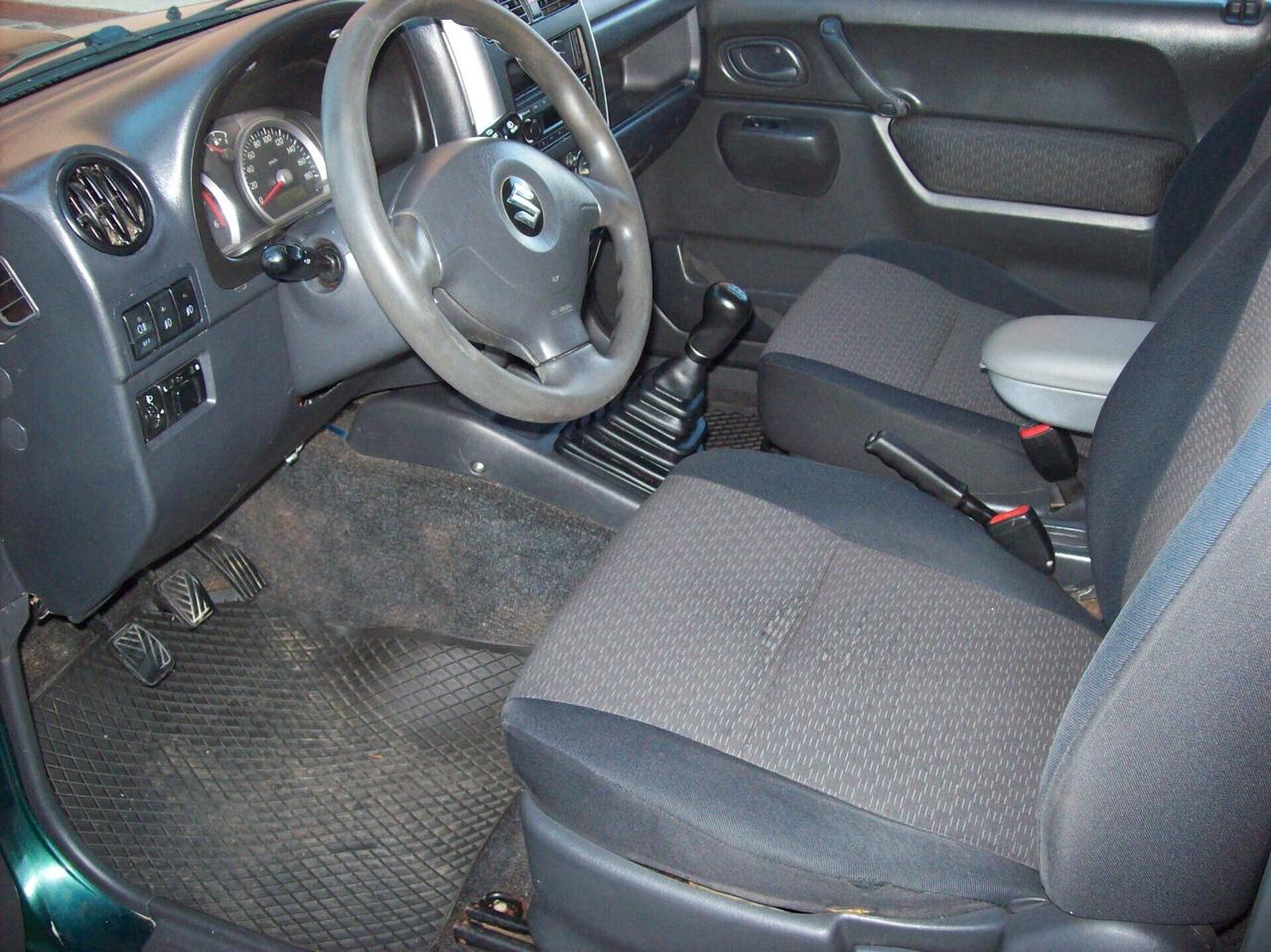 Suzuki Jimny 1.5 DDiS cat 4WD JLX gancio traino