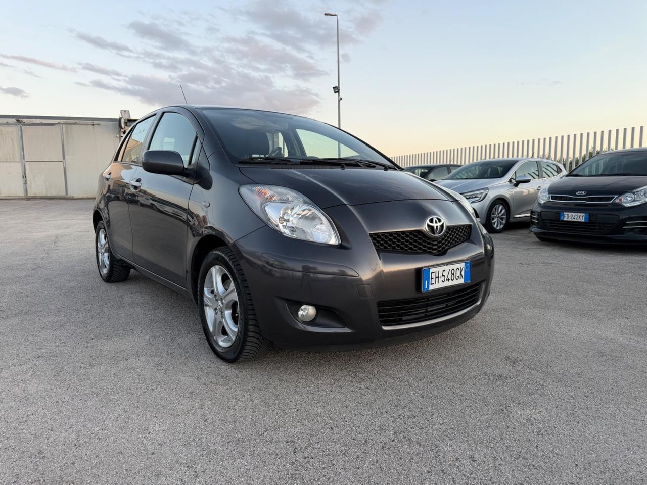TOYOTA YARIS 1.3 SOL 5PORTE TAGLIANDATISSIMA MY11