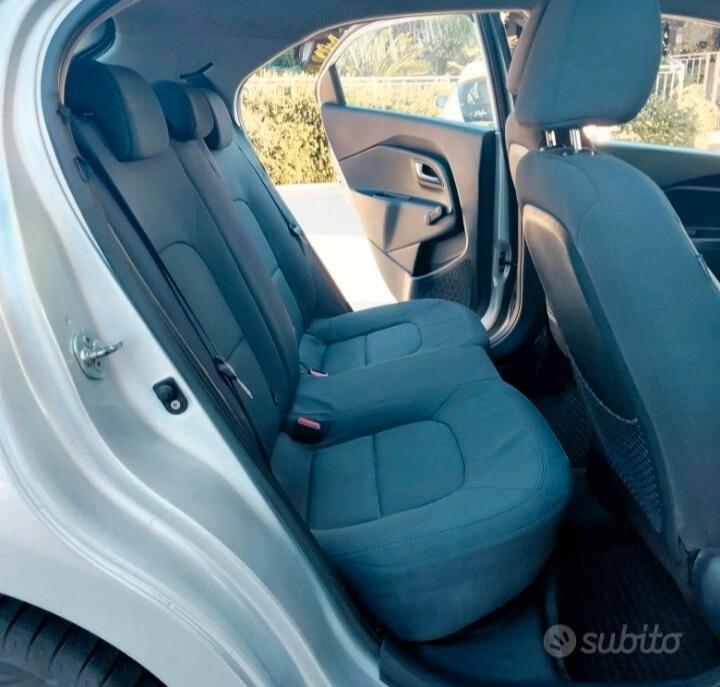 Kia Rio 1.1 CRDi WGT 5p. LX