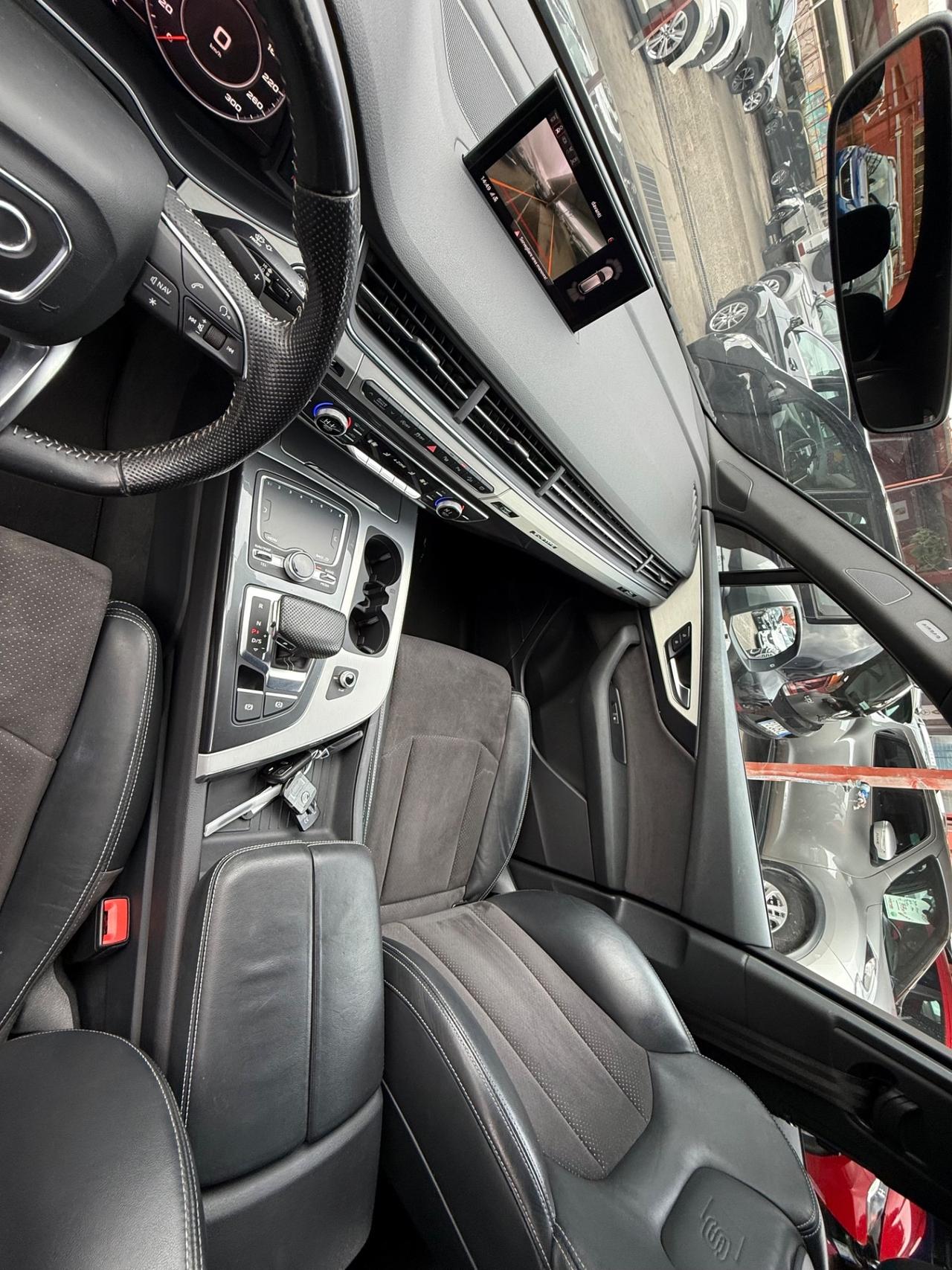 Q7 3.0 TDI 218 CV-7 posti -unipro-iva esp-s-line -