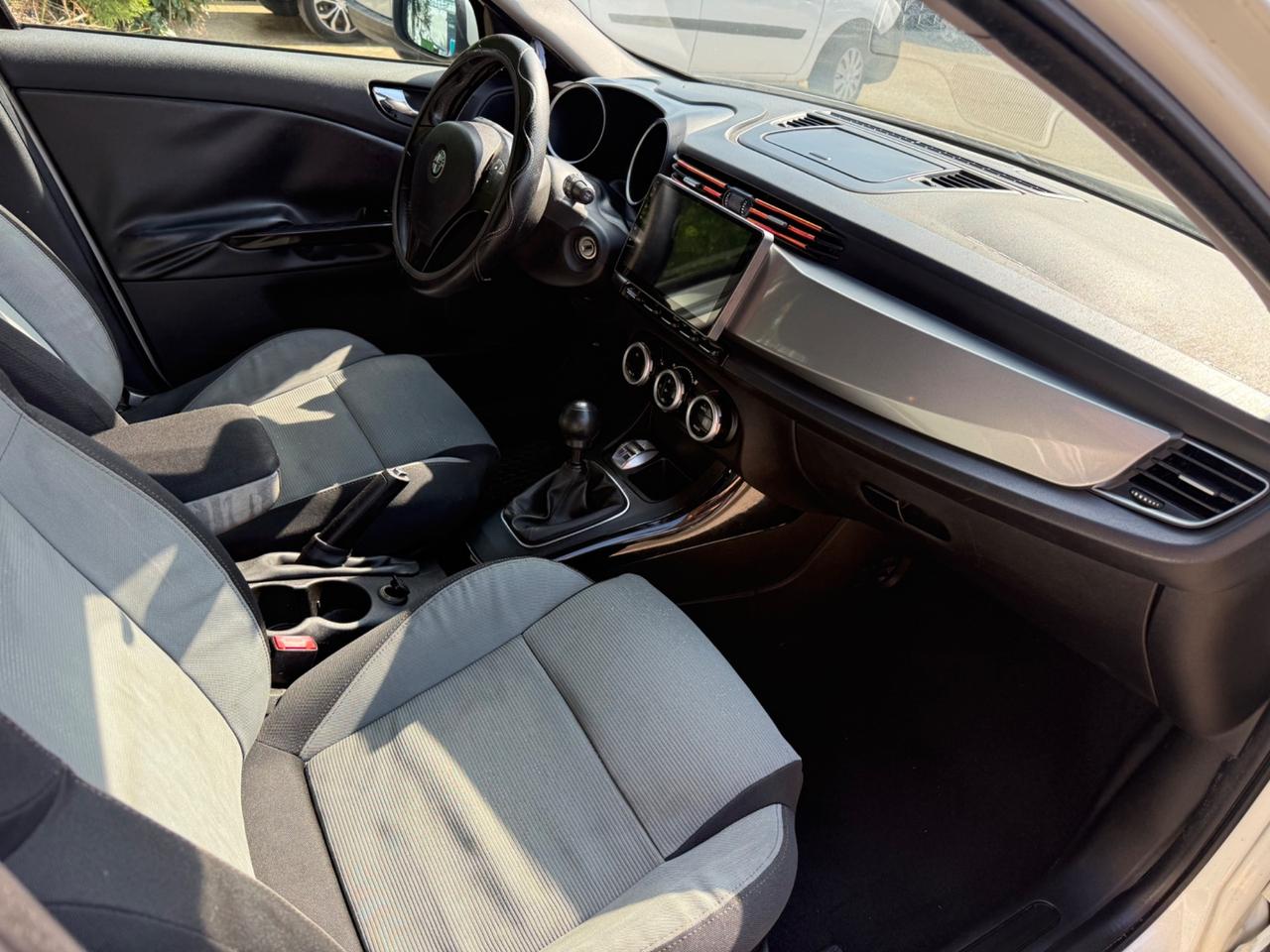 Alfa Romeo Giulietta 1.6JTD 105CV Progression NEOPATENTATI