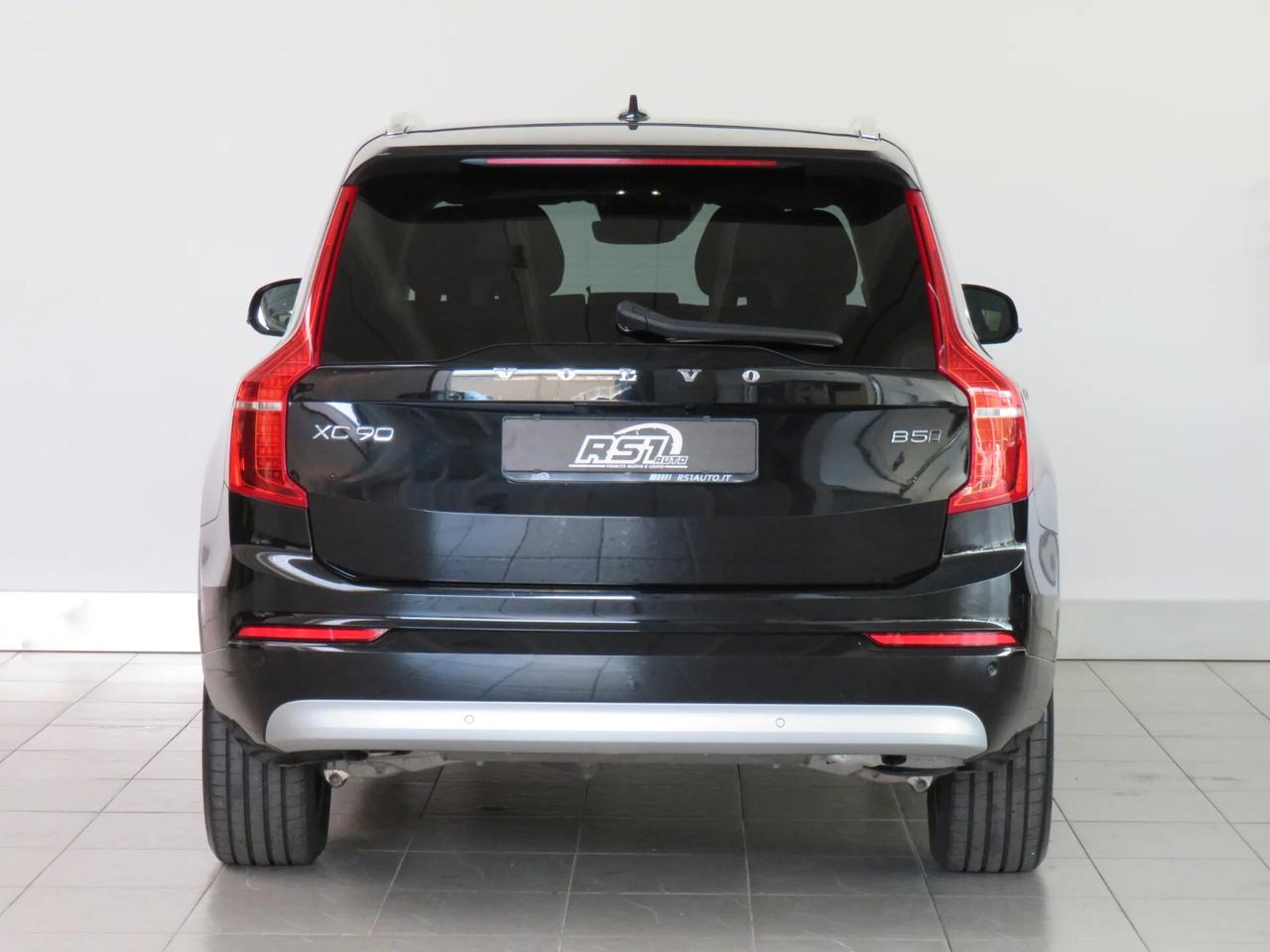 Volvo XC 90 XC90 B5 (d) AWD automatico 7 posti Ultimate Dark