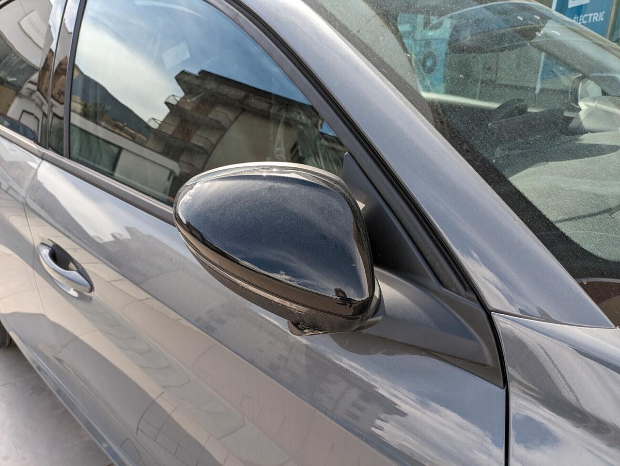 Peugeot 208 100 ALLURE