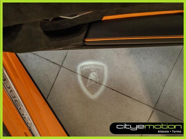 LAMBORGHINI Huracan Huracán 5.2 V10 Tecnica RWD Coupé