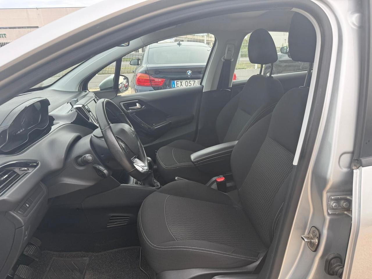 Peugeot 208 BlueHDi 75 5 porte Allure