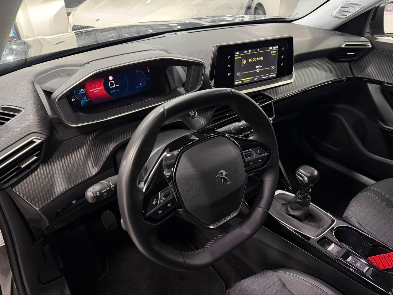 Peugeot 2008 BlueHDi 110 S&S Allure Pack