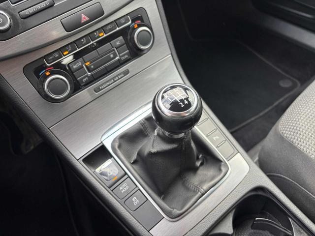 VOLKSWAGEN Passat 1.6 TDI Comfortline BlueM. Tech. MOTORE NUOVO
