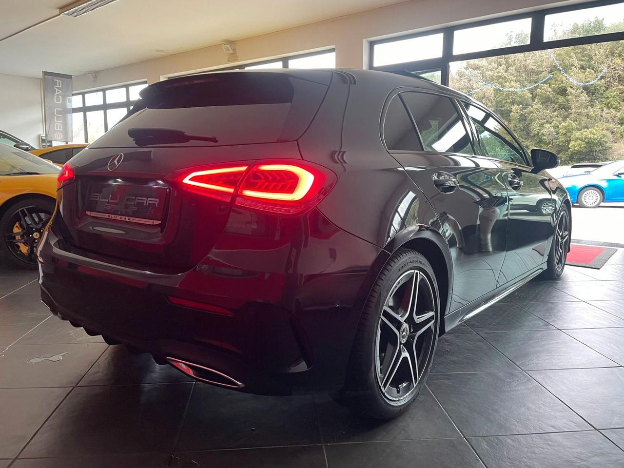 MERCEDES CLASSE A 180d PREMIUM AMG LINE *TETTO*