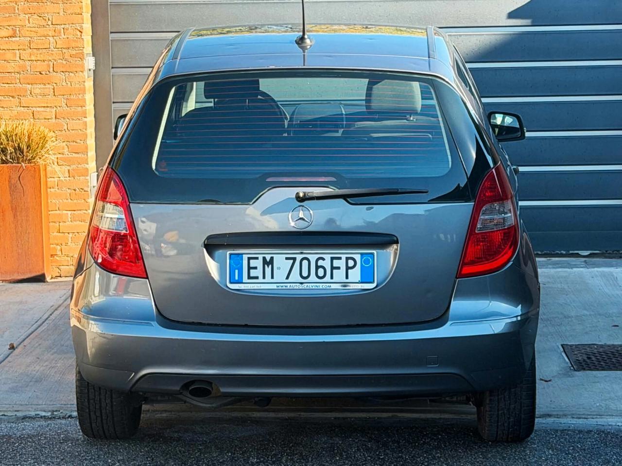 Mercedes A 160i-135.000km-Tag.Cert-Garanzia-2011
