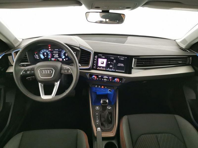 Audi A1 Sportback 25 1.0 tfsi s-tronic