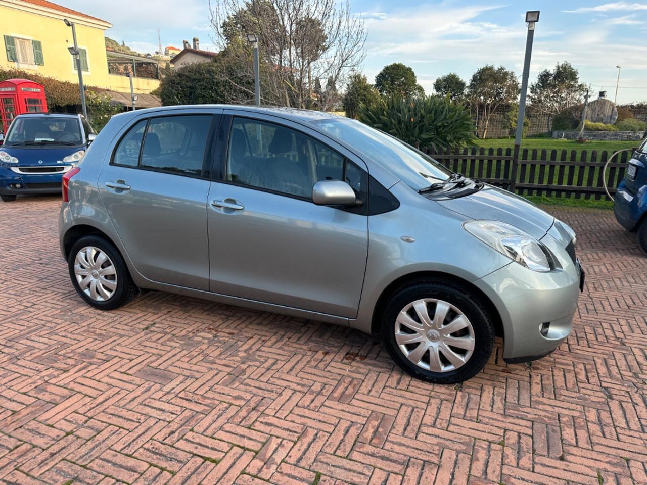 Toyota Yaris 1.3 5 porte